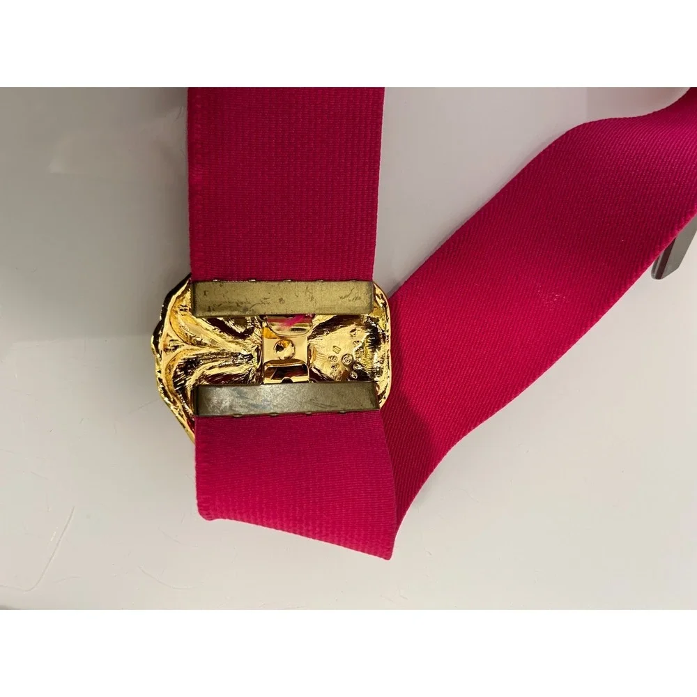 VTG Day Lor USA Pink Enamel Floral Statement Belt M Wide Cinch Stretch Retro 80s